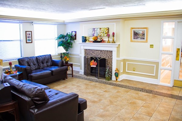 SIGNATURE HEALTHCARE OF SOUTH LOUISVILLE exterior