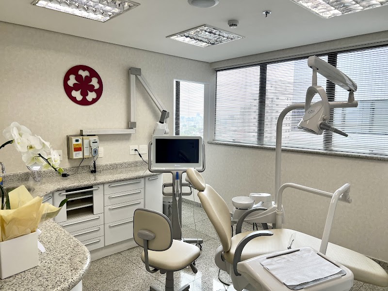Nippo Dents Clínica Odontológica | Melhores Dentistas | Implantes Dentários São Paulo - foto 3