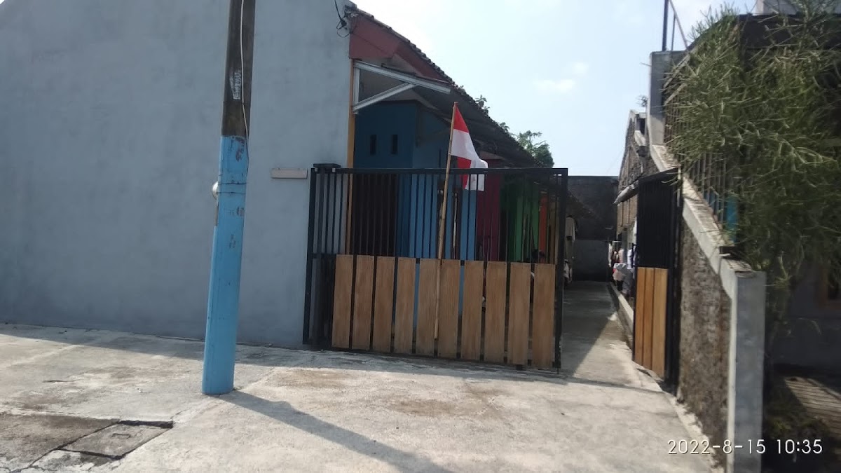 Kost Pak Aan Sawahan