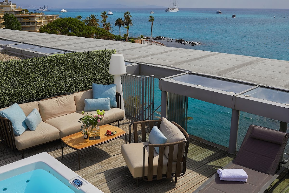 Royal Antibes 2