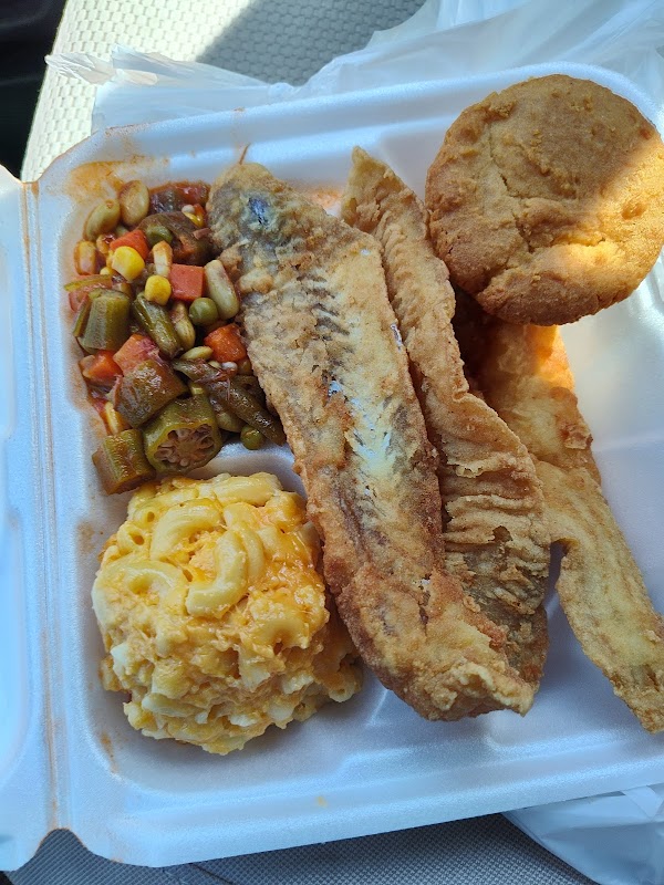 The Hut Restaurant photo 2