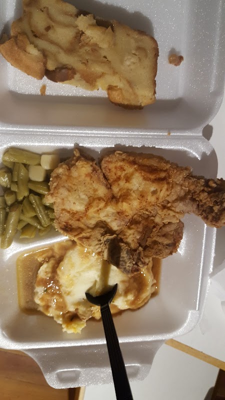 The Hut Restaurant photo 5