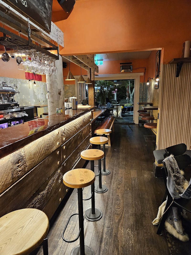 Manolo’s Tapas Bar