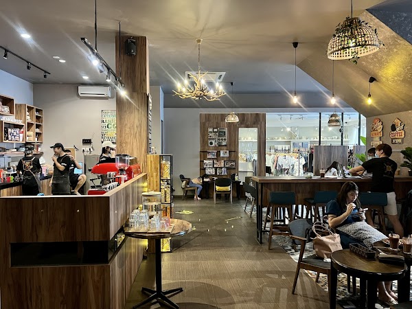 Jenna Rose Designer Boutique . Coffee & Cakes - Photo 1