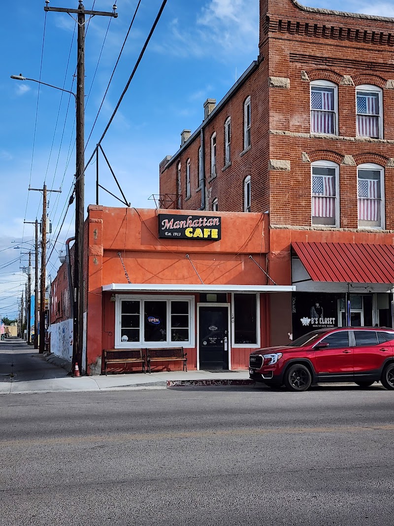 Manhattan Cafe photo 3