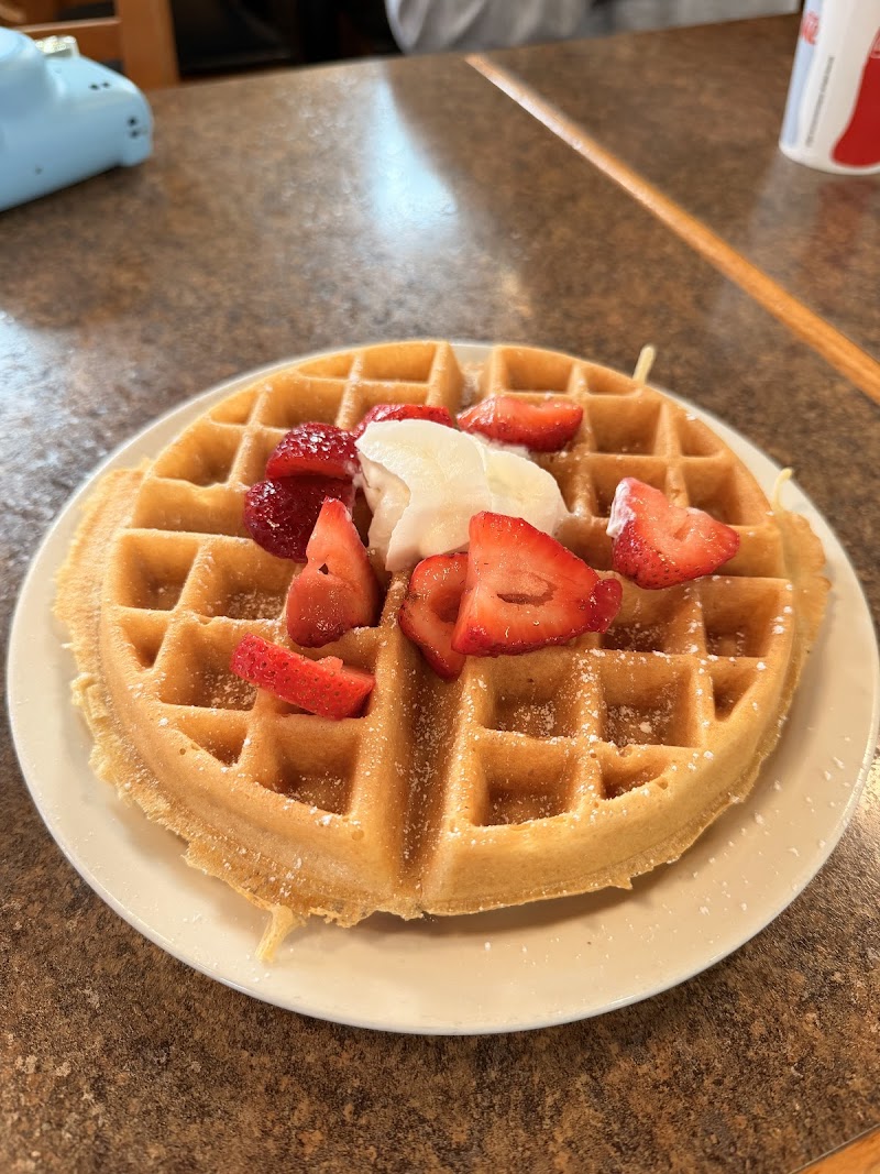 Goose Feathers Cafe & Bakery photo 4
