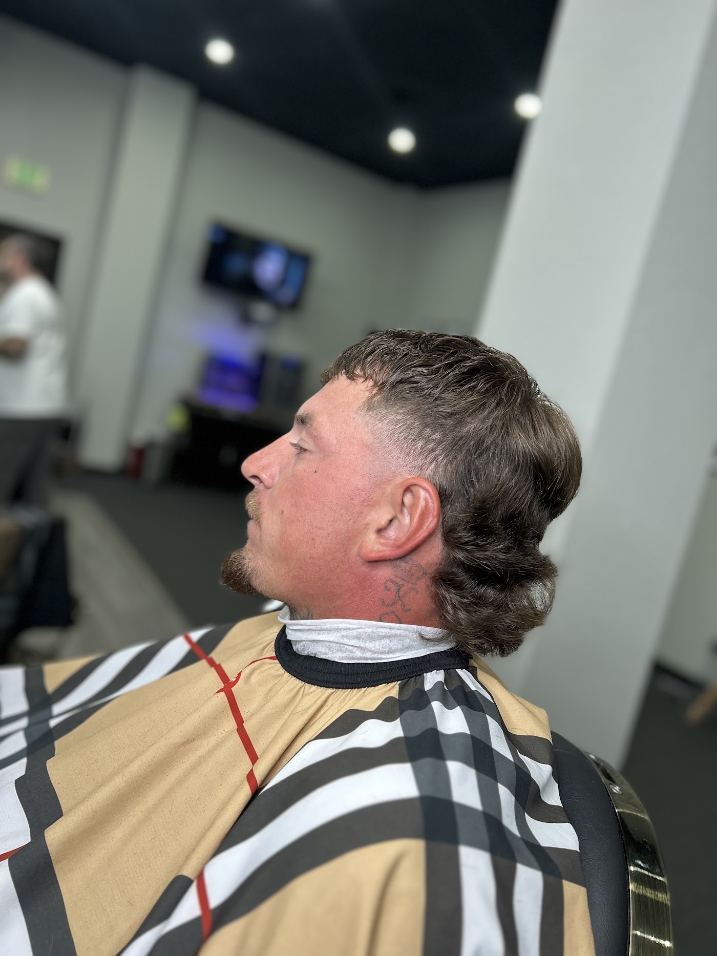 George's Barbershop photo 2