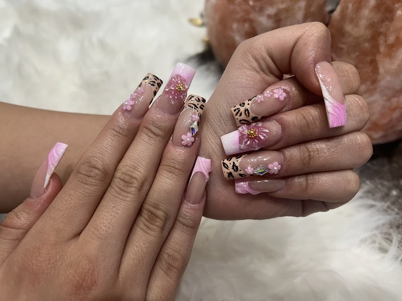 Paris Nails and Spa