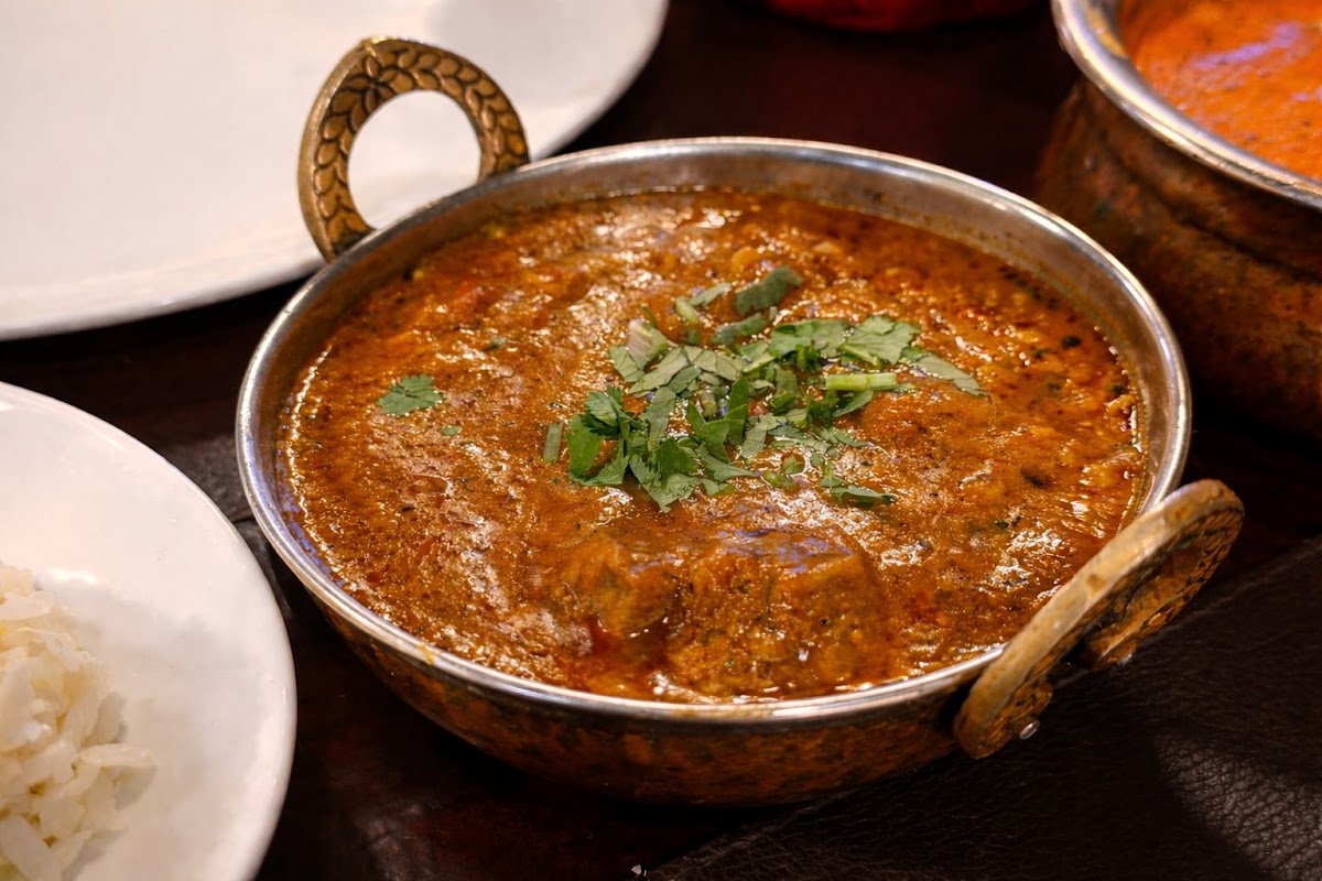 Kohinoor Indian Restaurant - Photo 4