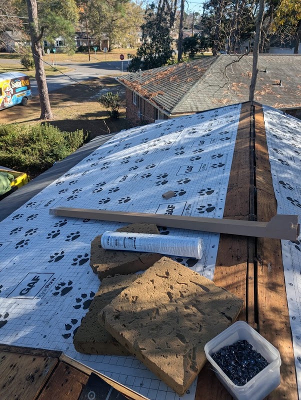 Salty Dog Roofing & Siding photo 1