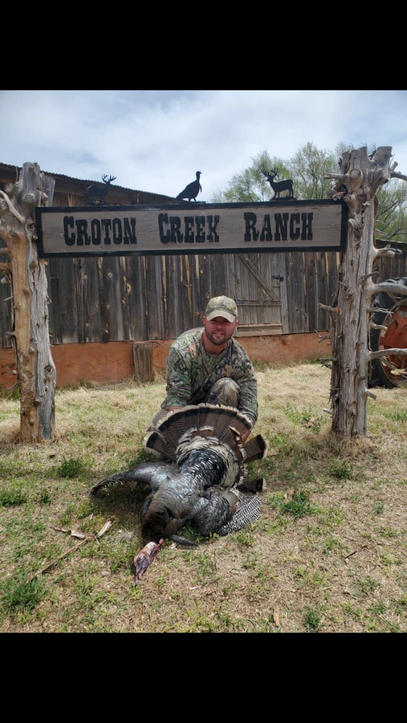 Croton Creek Guest Ranch - Photo 5