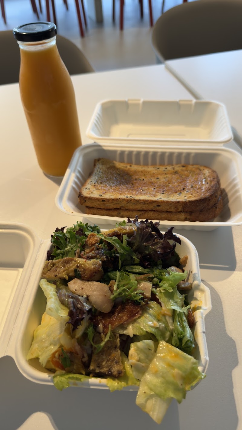 Corner & Bench photo 9