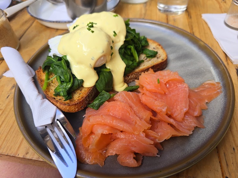 Corner & Bench photo 6