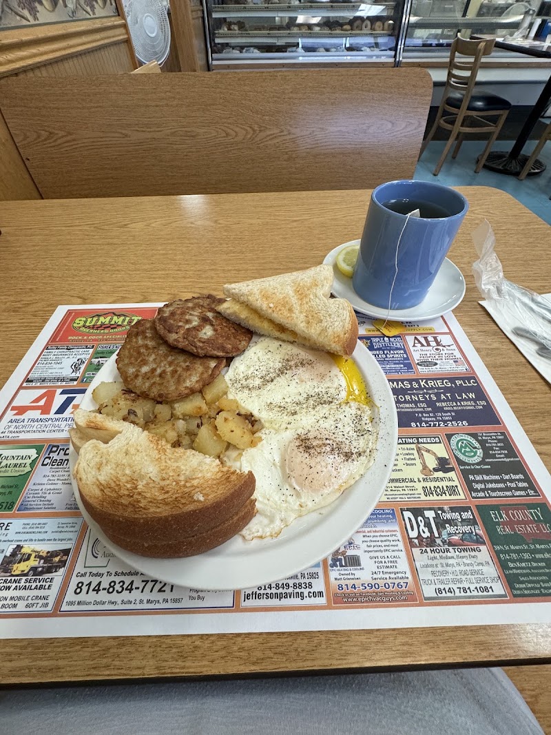 D D's Specialty Bakery Cafe photo 3