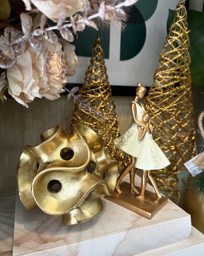 Foto de Espaço Auto Estima, loja de bolsas, decoração, bijuterias, cosméticos em joinville