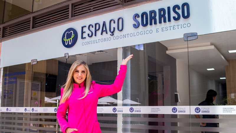 Espaço Sorriso | Implantes | Harmonização Facial | Dentista Recreio
