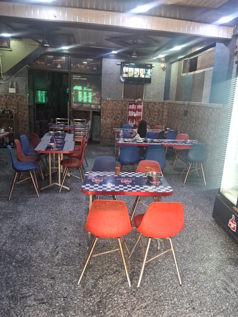 Laziz Special Non-Veg AC Restaurant photo 3