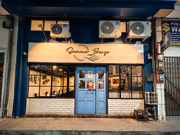 Summer Breeze Cafe
