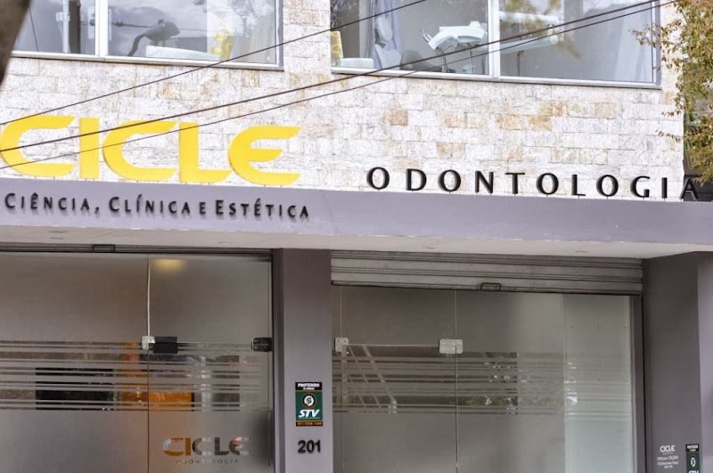Cicle Odontologia - foto 3
