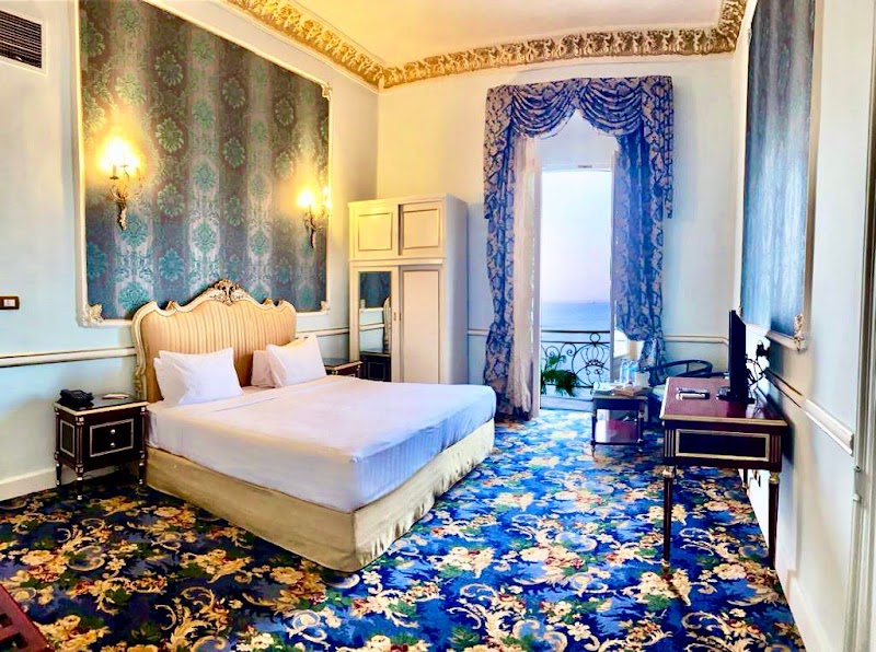 Paradise Inn - Windsor Palace Hotel photo 5