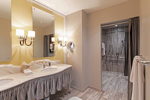 Grand Bohemian Charleston, Autograph Collection, dog-friendly hotel, photo 4