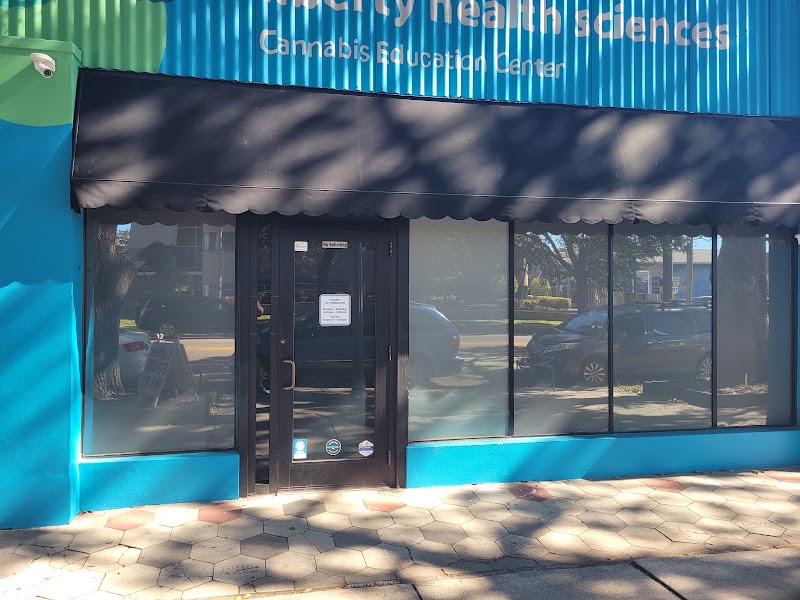 Video tour of AYR Cannabis Dispensary St. Petersburg retail environment