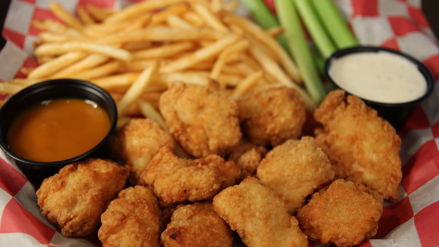 Top Dawg Tavern - Summerville photo 2