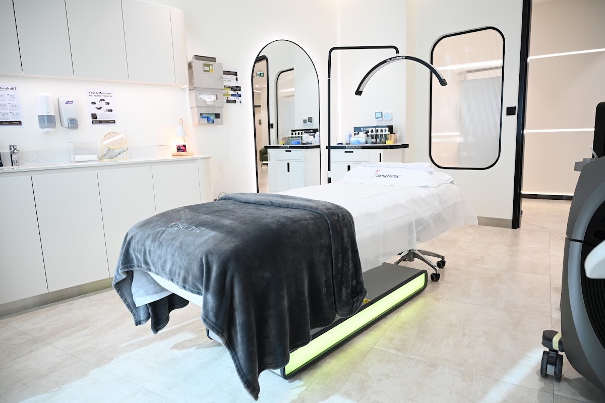 Aesthetic Polyclinic Dubai Branch 3