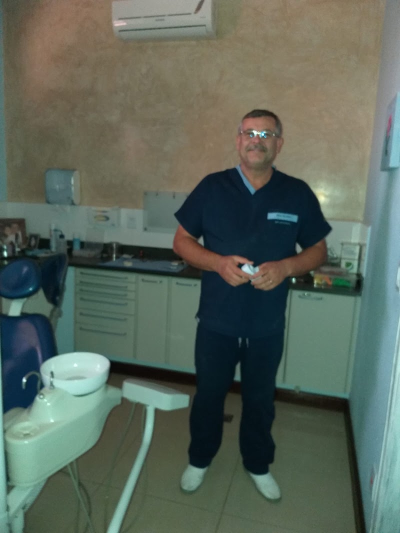 ODONTOLOGIA RICARDO JACINTO LTDA - foto 5