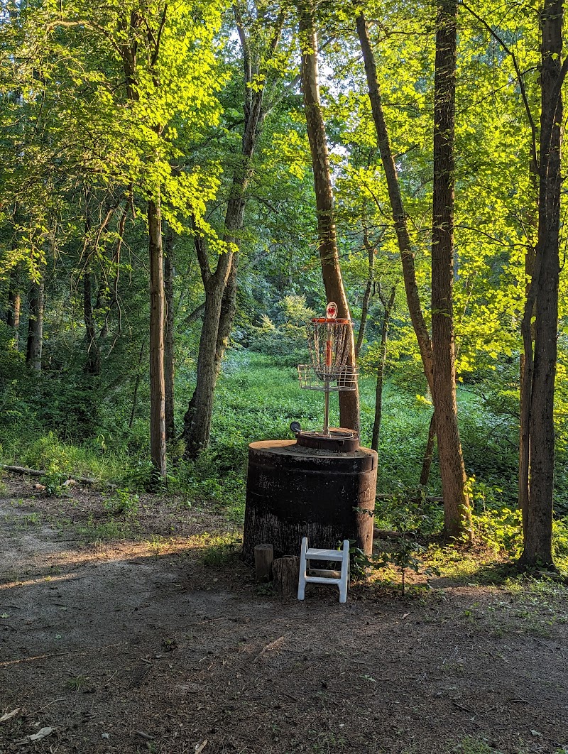 Whitaker Woods Private Disc Golf Course photo 1