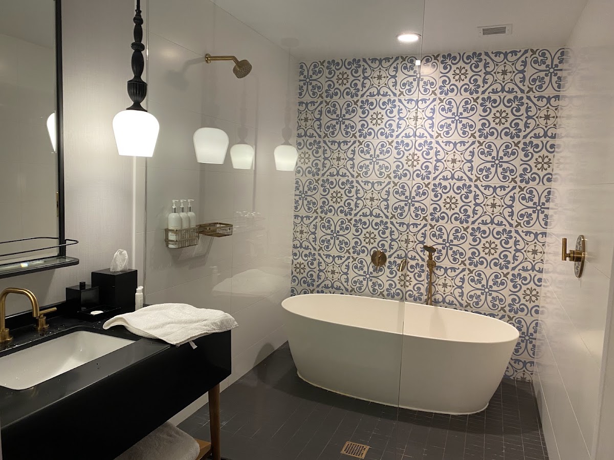 Kimpton Gray Hotel, dog-friendly hotel, photo 2