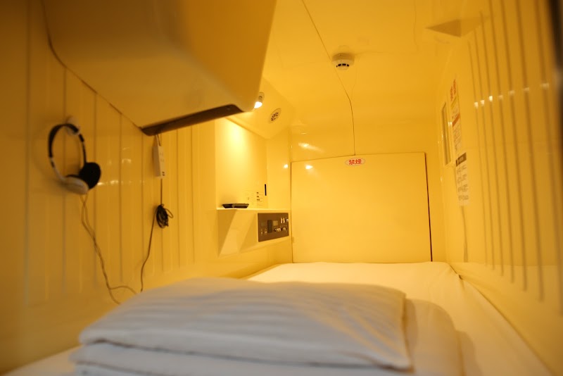 カプセルホテル ふらる 2