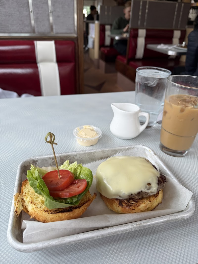 Georgie's Diner photo 3