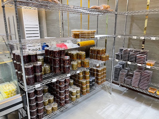 حلويات هاشم و زهير أبو نار