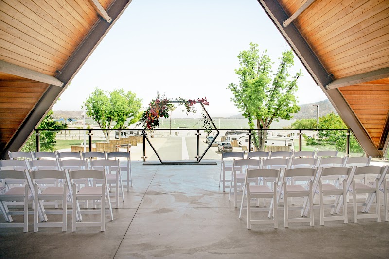 Launch Pointe Weddings & Events