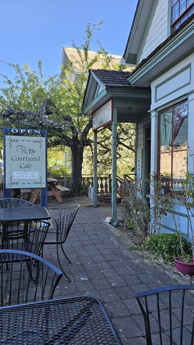 The Courtyard Cafe photo 4