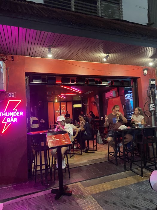 Thunder bar fotoğraf 1