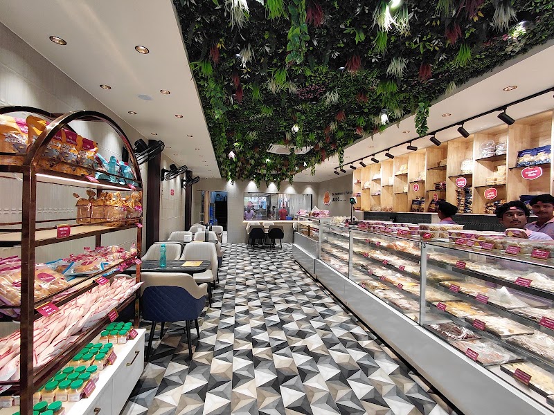 BG Naidu Sweets Shop Thirumangalam Madurai