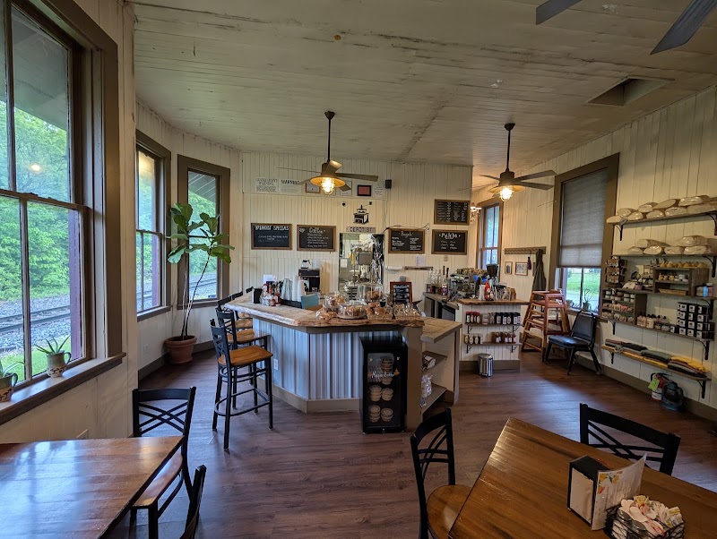 Tina Lynn’s Depot Café photo 4