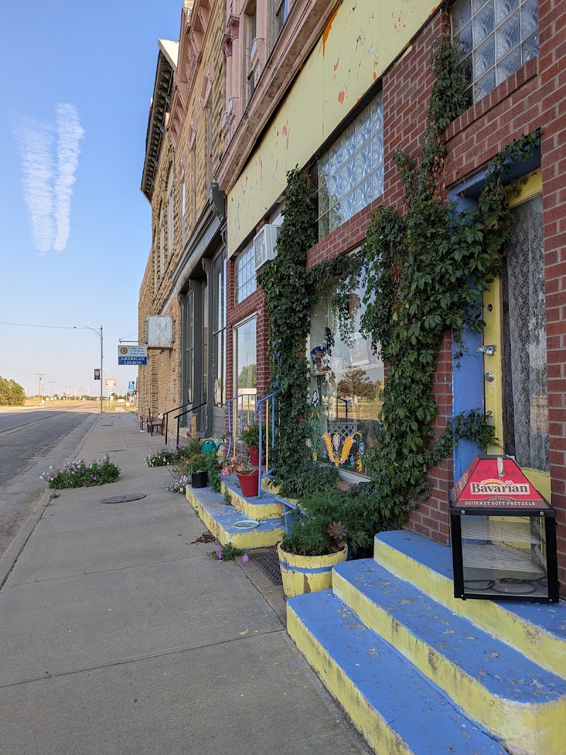 Consigner Emporium LLC photo
