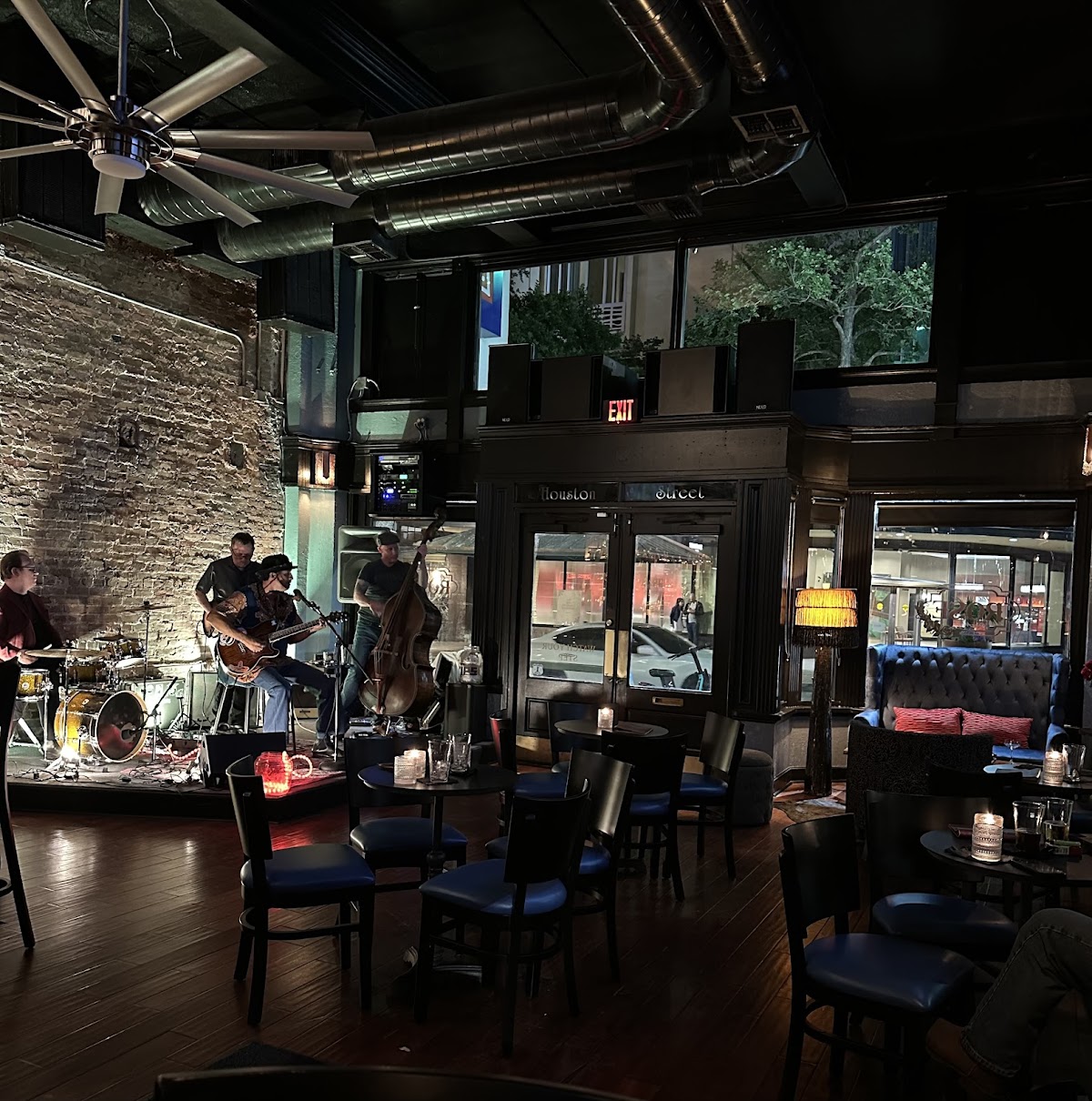 The Rose of San Antonio: Google Places image 5