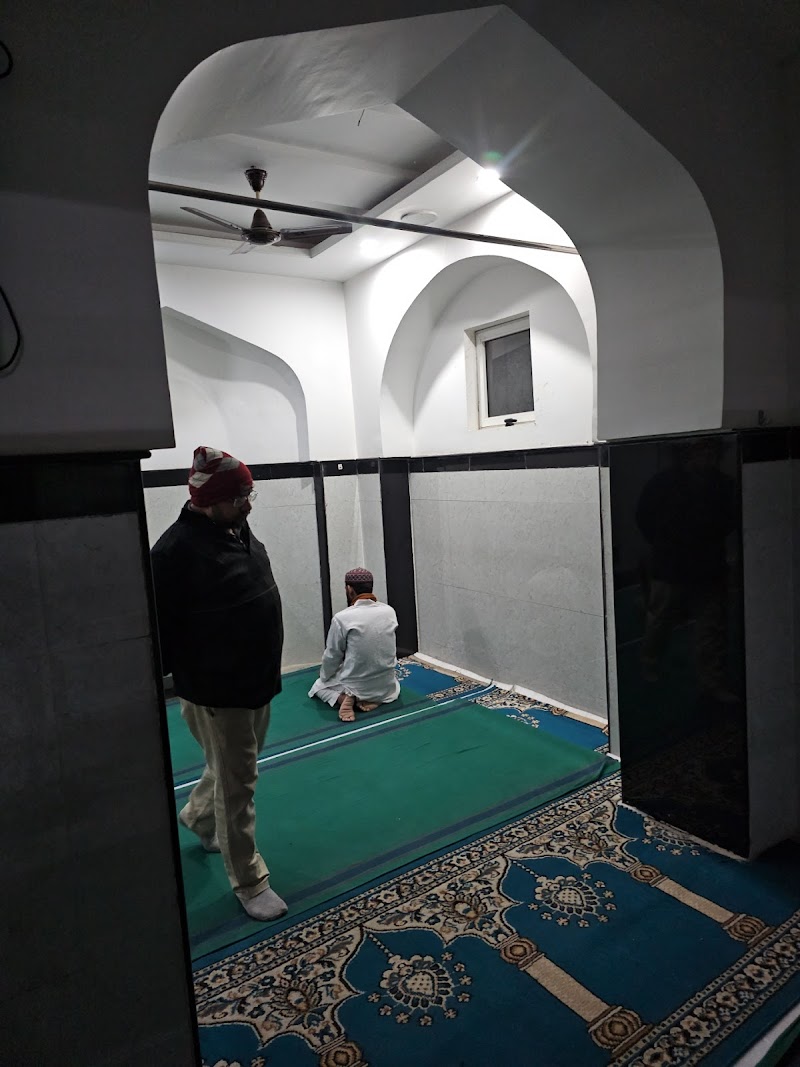 Kausar-e-Deen Mosque photo 4