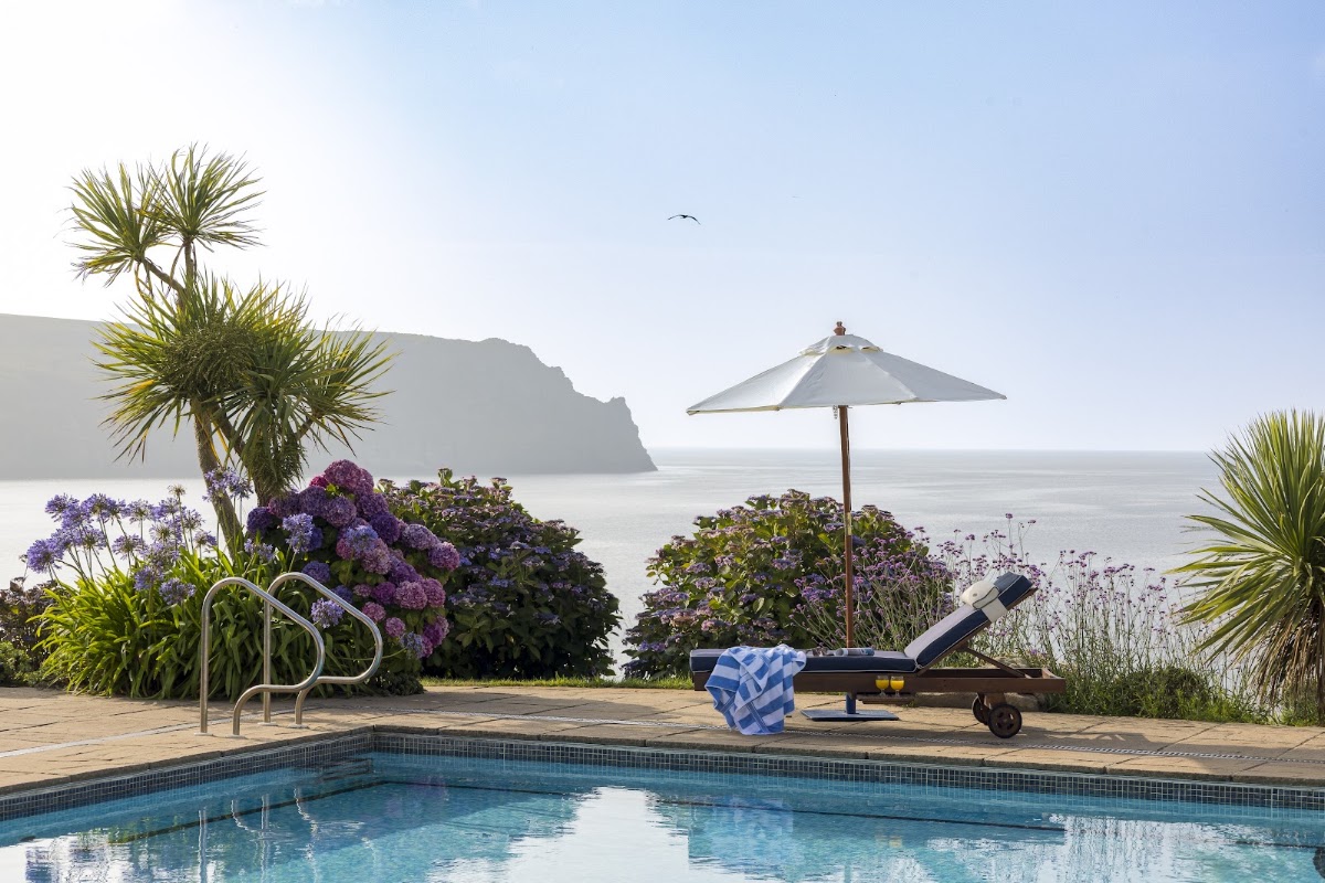 The Nare, dog-friendly hotel in Cornwall