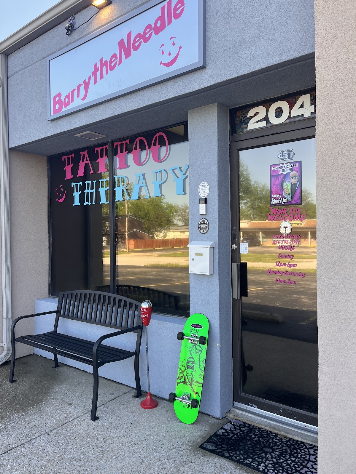 Barrytheneedle tattoo parlor in St. Charles, MO