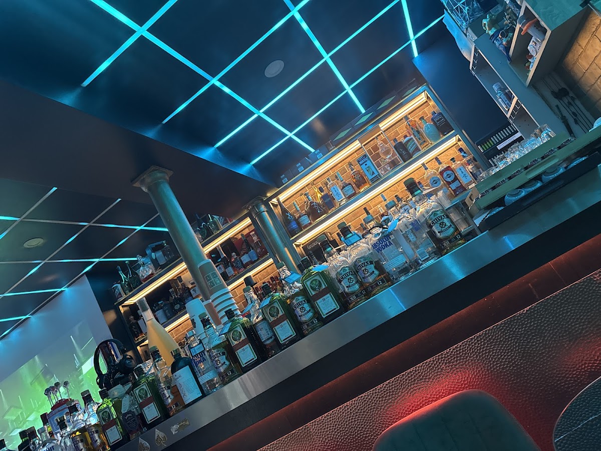 SPACE BAR KTV (瘾), vue extérieure