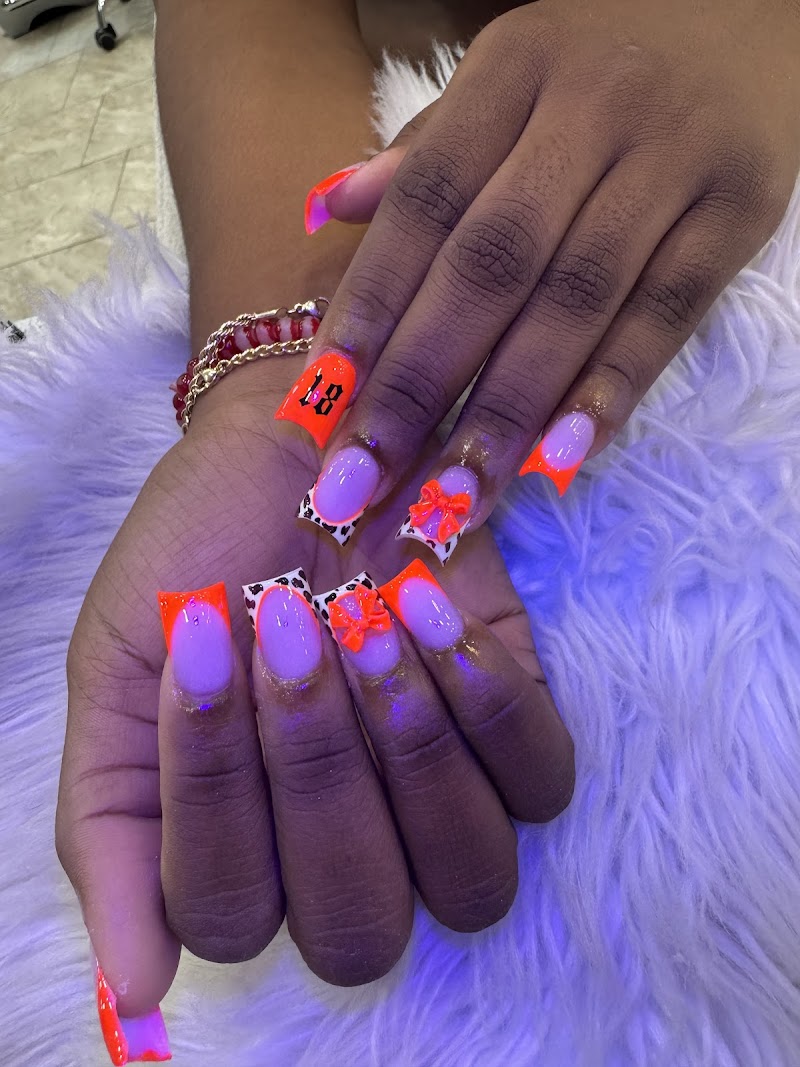 LifeStyle Nails and Spa