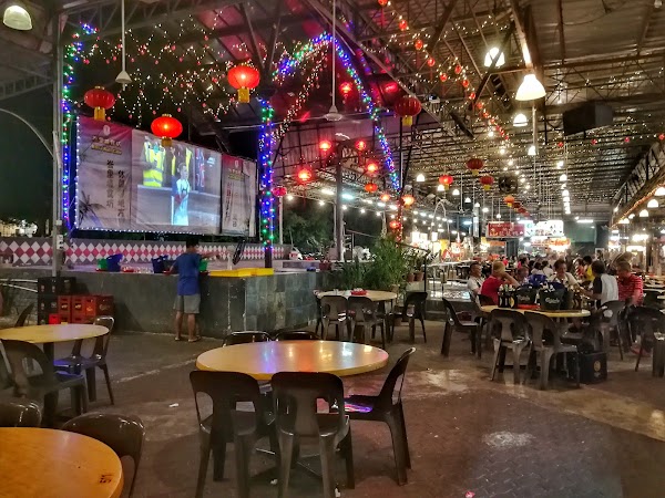 Eight Heng Food City