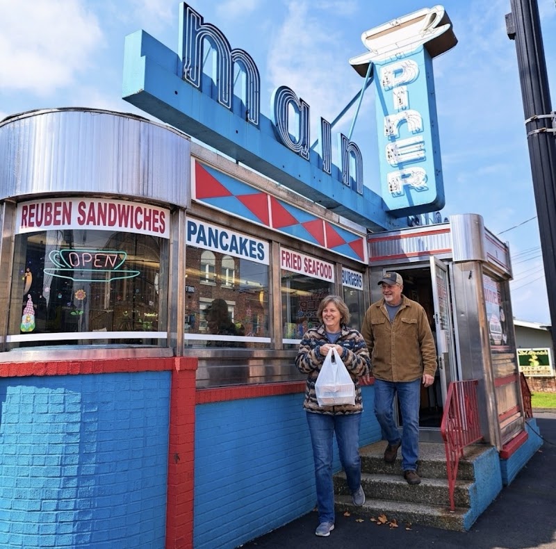Main Street Diner photo 2