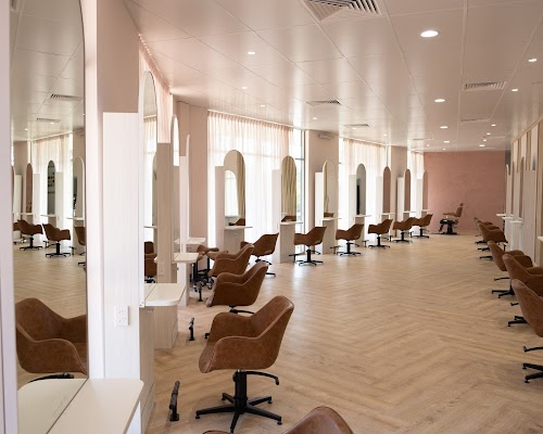 Enlightened Hair Studio