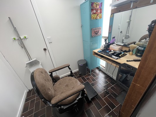 Late Nite Cutz photo 2